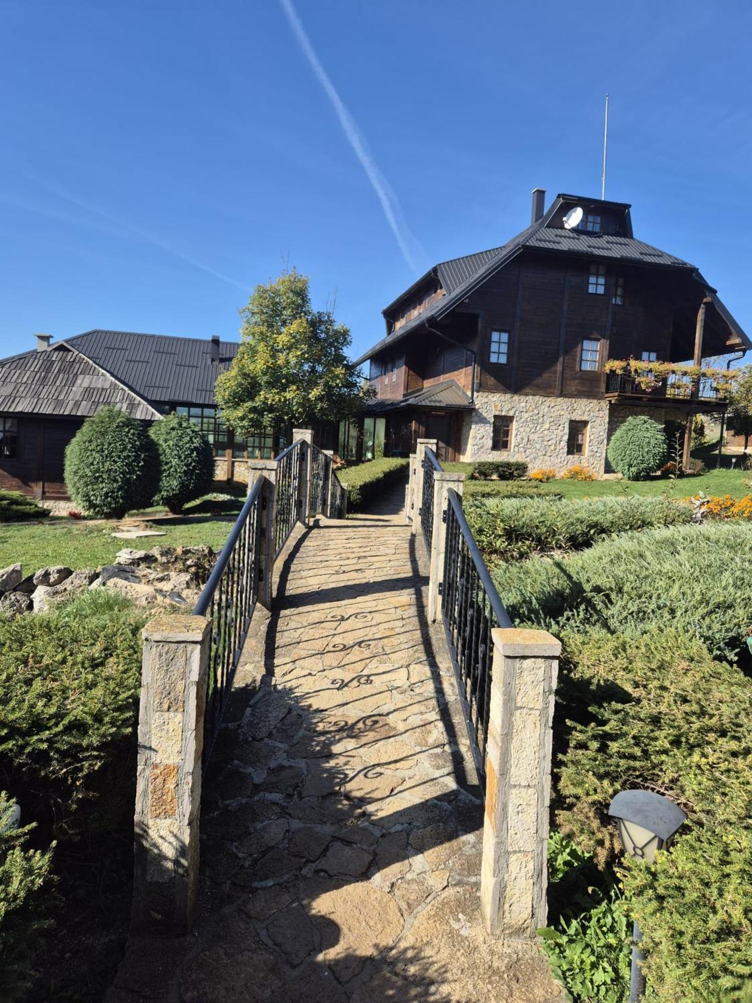 Holiday home Sunflower House Radoinja Nova Varos