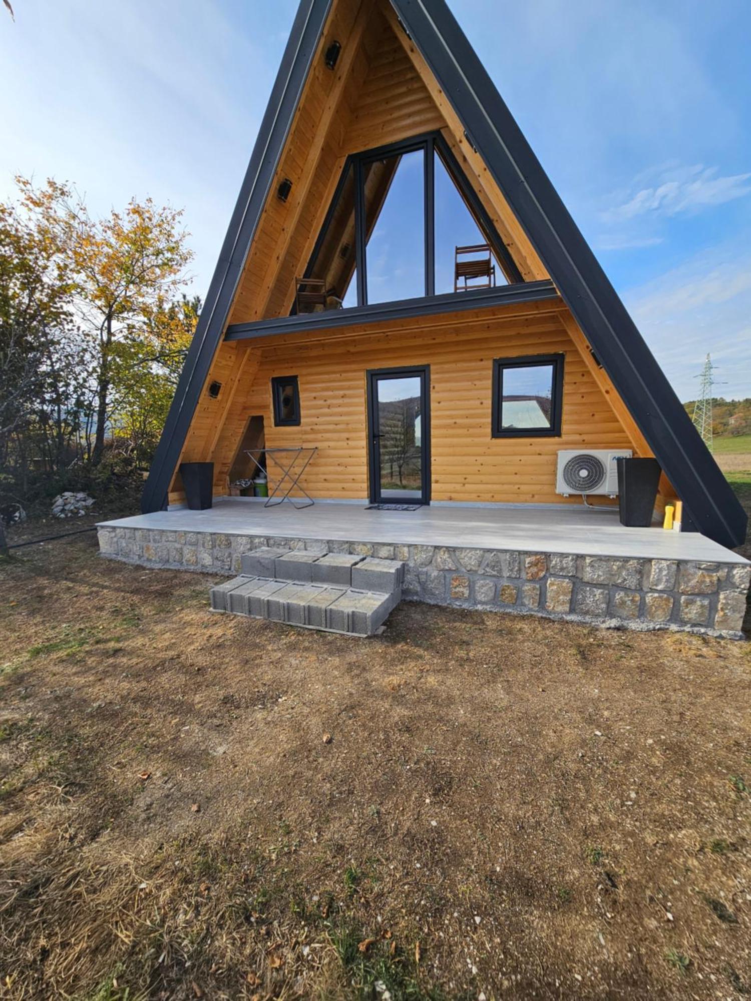 Sunflower House Radoinja Holiday home Nova Varos